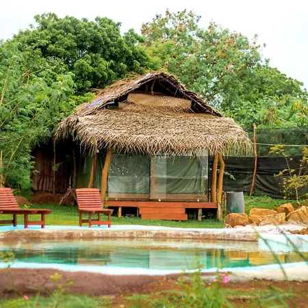 Nagara Lake Glamping Resort Hambantota Exterior photo